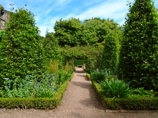 Dunbars Close Garden